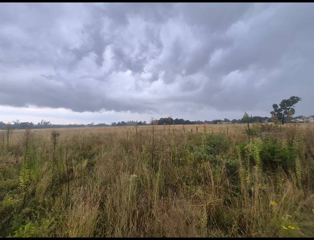 2,074M² VACANT LAND FOR SALE IN VAALPARK